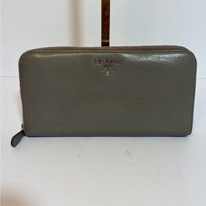 Prada gray/taupe Leather wallet - Authentic